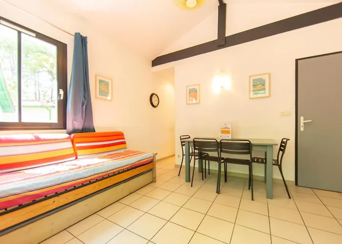 Maisonnette St Brice 44 For 5 Persons