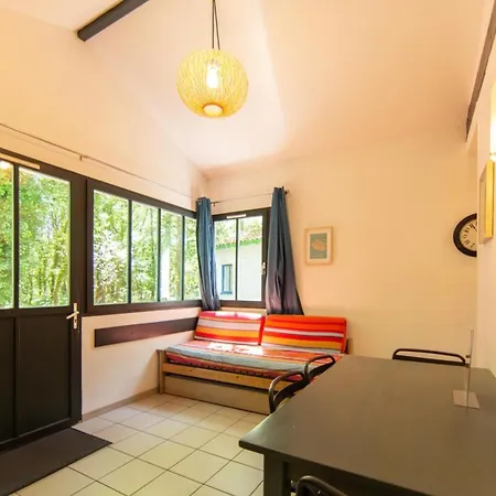 Maisonnette St Brice 44 For 5 Persons * Ares